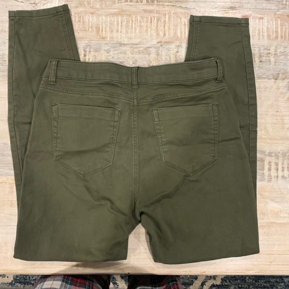 Ellen Tracy Skinny Jeans Green Sz8 - Picture 5 of 6
